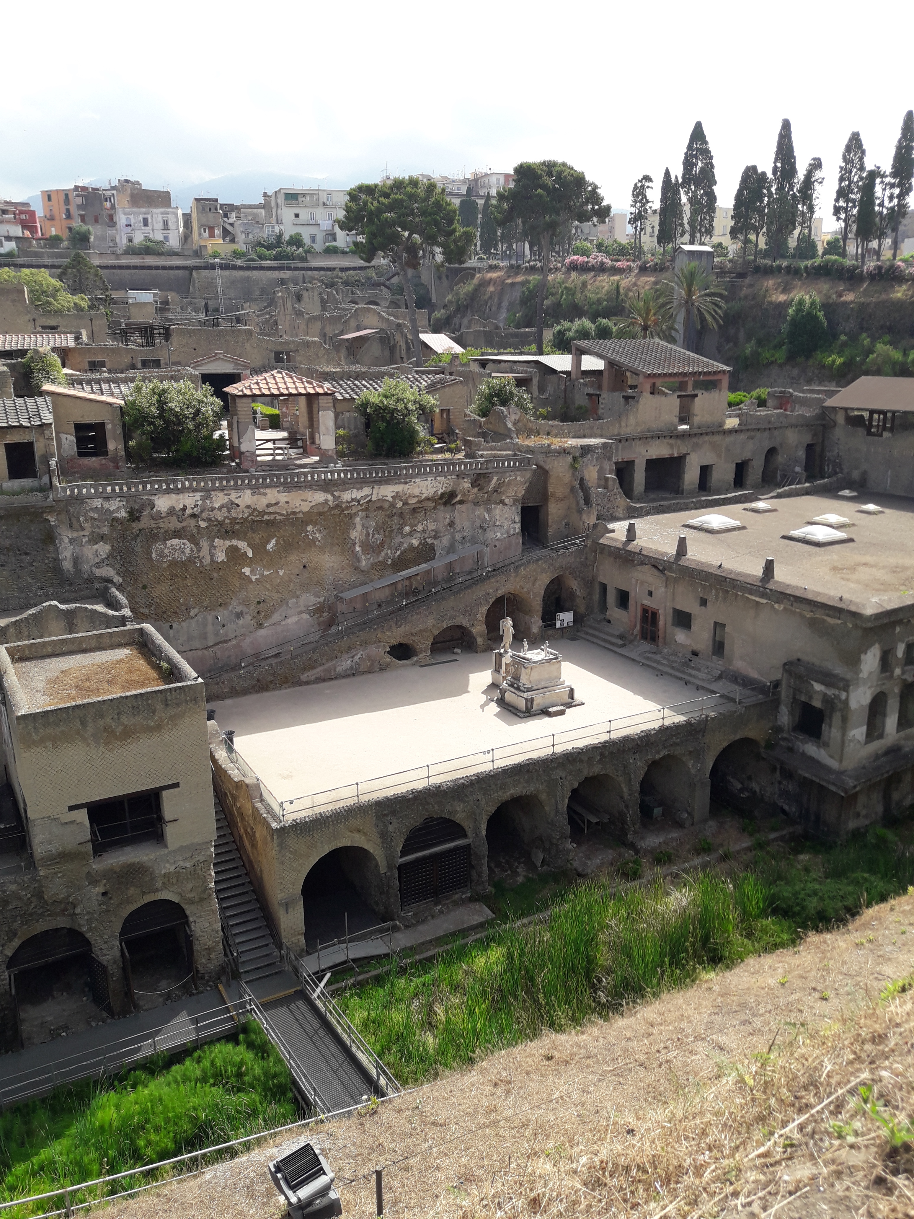 Ancient beach of Herculaneum
        Photo © Maria Sannino