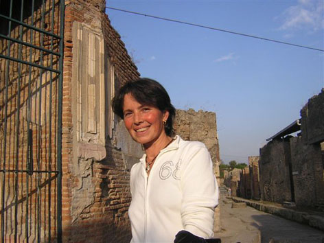 Maria Sannino Guida Turistica Abilitata
        Campania